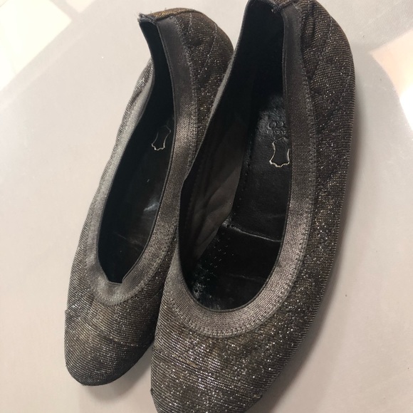 Stuart Weitzman Quiltable - Picture 2 of 4